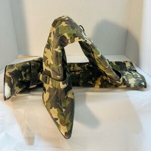 Comax Camouflage Pointed Toe Heels Knee High with Zipper